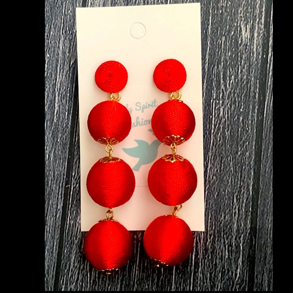“Corazón” Earrings - Picture 2 of 2